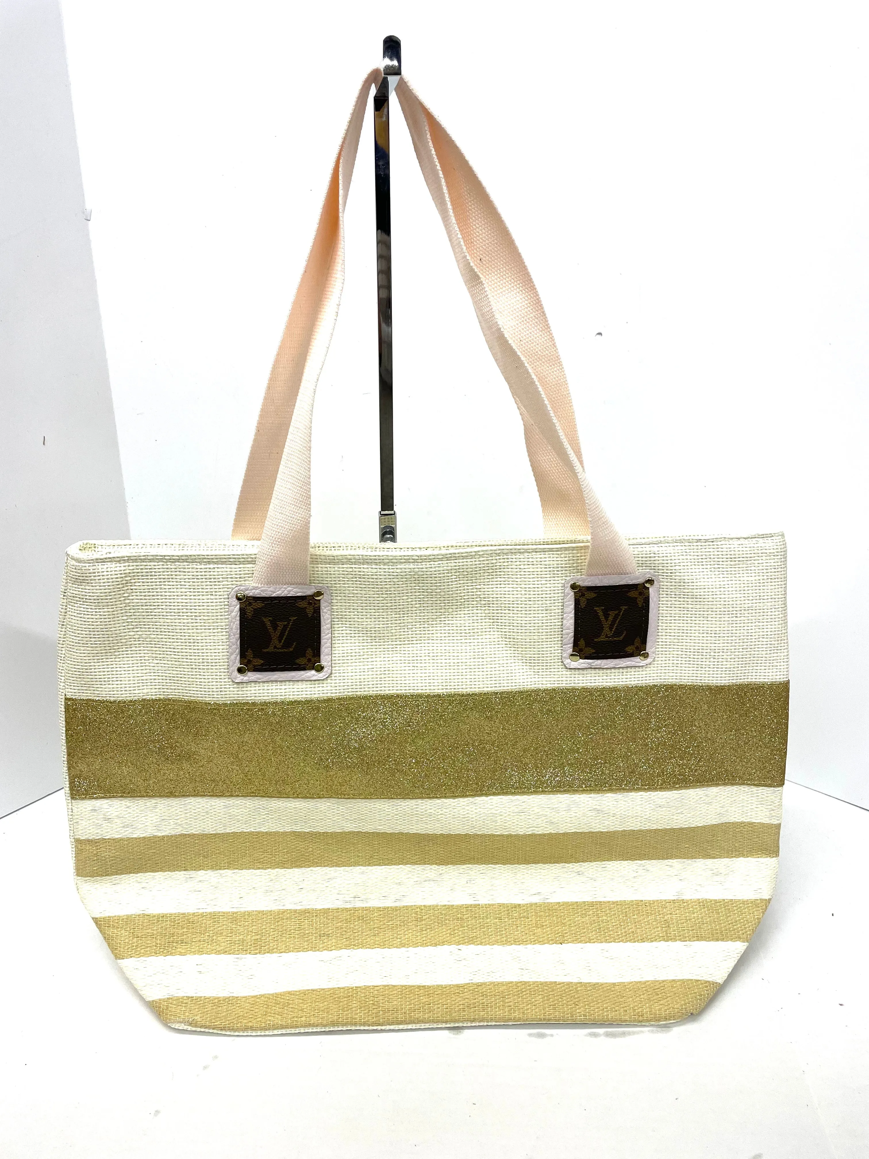 Beach tote in cream with gold stripes (light pink handles)