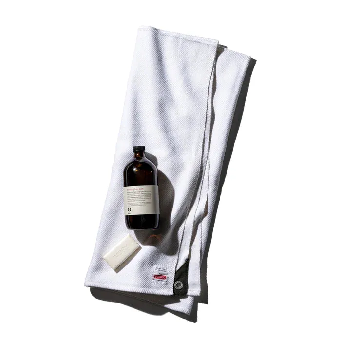 COTTON TOWEL WITH VINTAGE EYELET